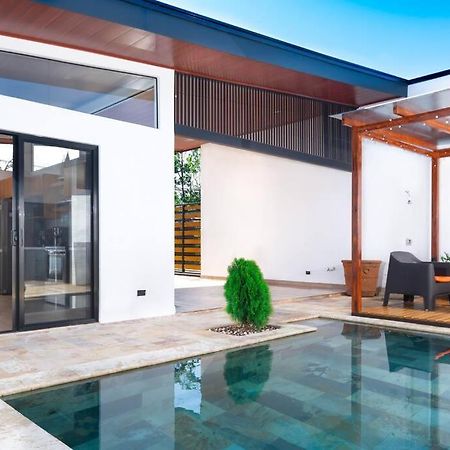 فيلا Casa Coral - Great Location - High Speed Internet أوفيتا المظهر الخارجي الصورة